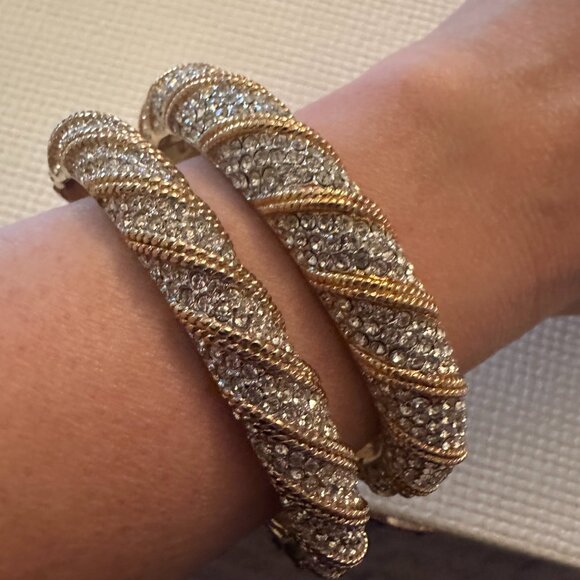 Vintage Ciner Signed Gold & Pave Bracelet - Picture 1 of 4
